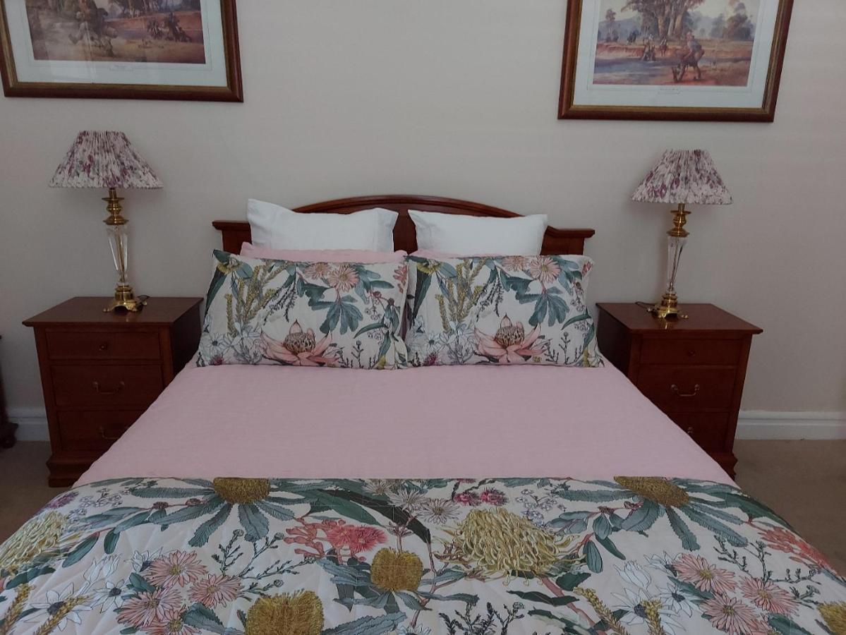 York Cottages And Burnley House 외부 사진