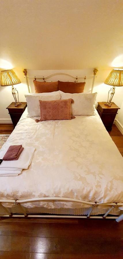 York Cottages And Burnley House 외부 사진