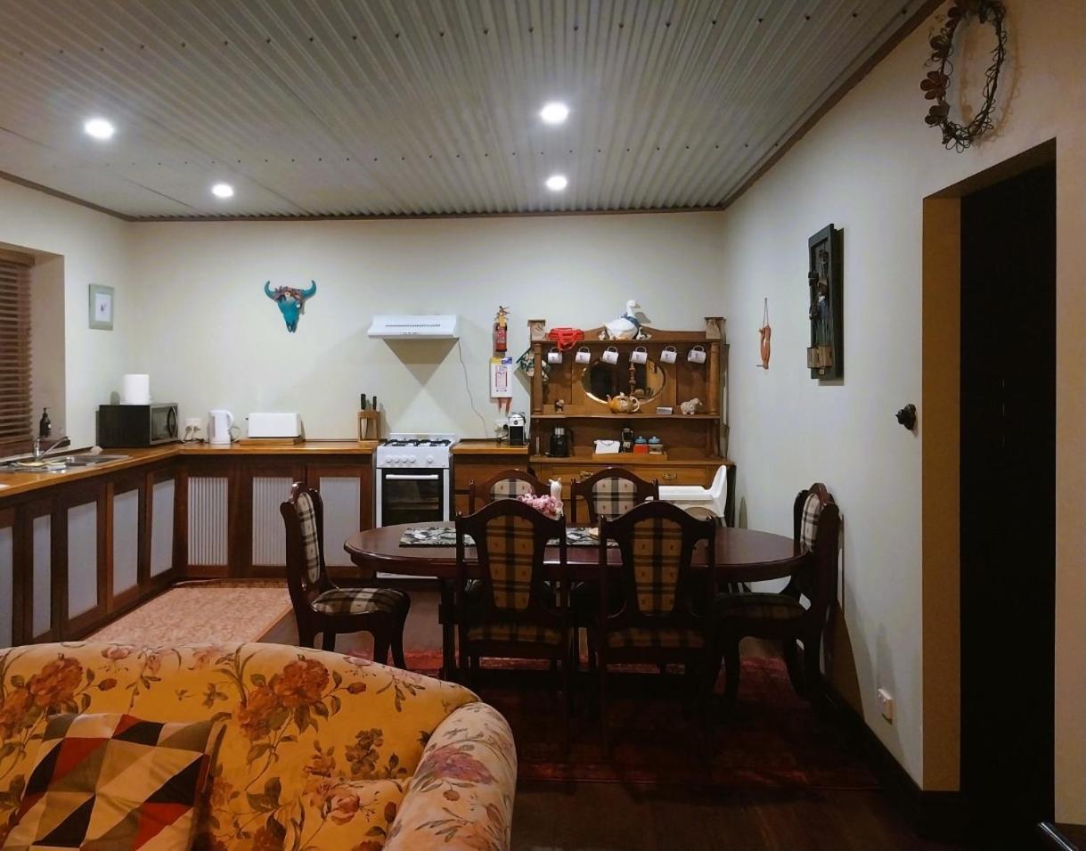 York Cottages And Burnley House 외부 사진